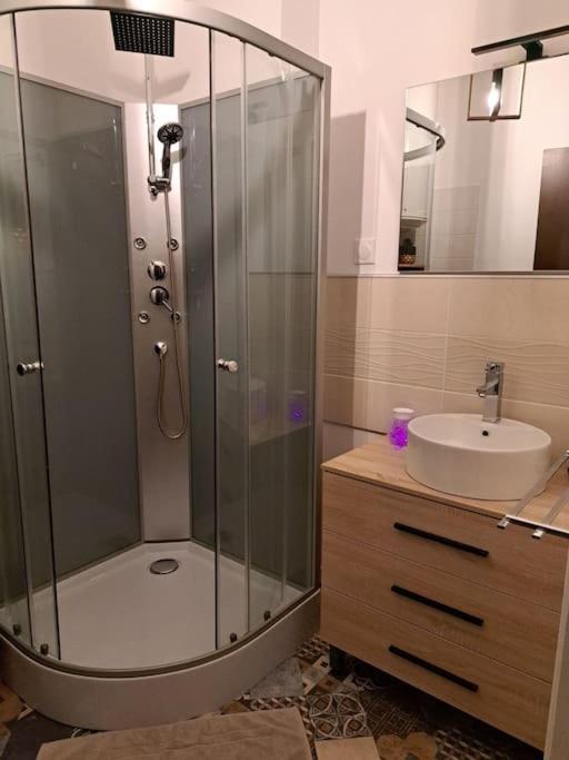 Confortable Studio Renove Cambrai Eksteriør billede